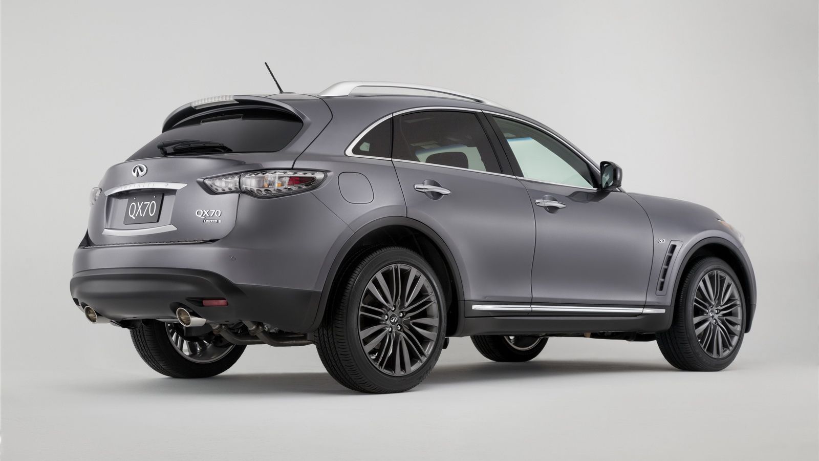 Το QX70 Limited είναι το δεύτερο σχετικό μοντέλο που βλέπουμε από την Infiniti, καθώς είχε προηγηθεί το QX80 Limited.